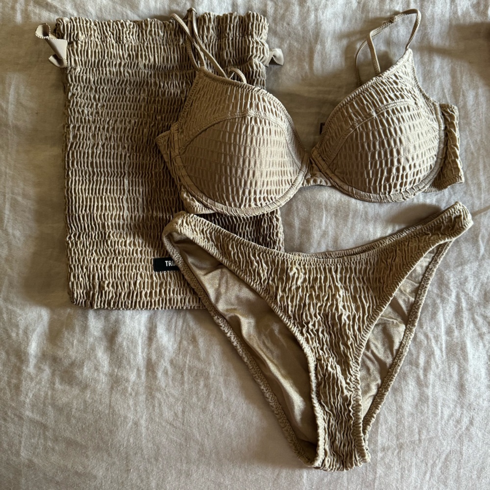 NEW Triangl Saria Bikini Set